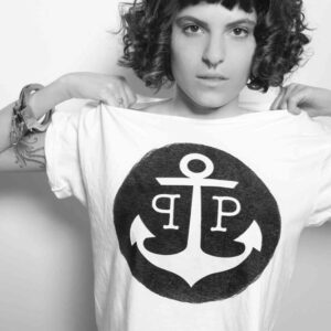 Branded T-Shirt Black & White – Amanda Bird: Beautiful Actress